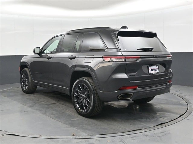 2025 Jeep Grand Cherokee Summit