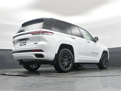 2025 Jeep Grand Cherokee Summit