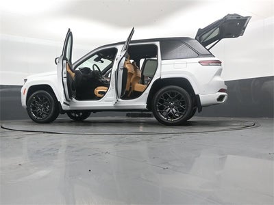 2025 Jeep Grand Cherokee Summit