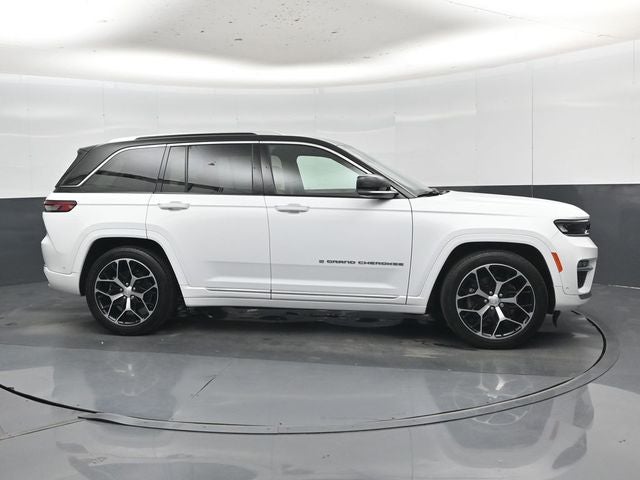 2022 Jeep Grand Cherokee Summit Reserve