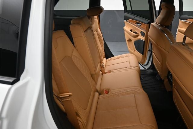 2022 Jeep Grand Cherokee Summit Reserve