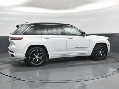 2022 Jeep Grand Cherokee Summit Reserve