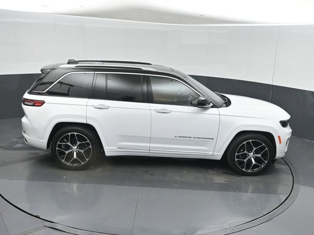 2022 Jeep Grand Cherokee Summit Reserve