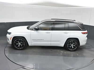 2022 Jeep Grand Cherokee Summit Reserve