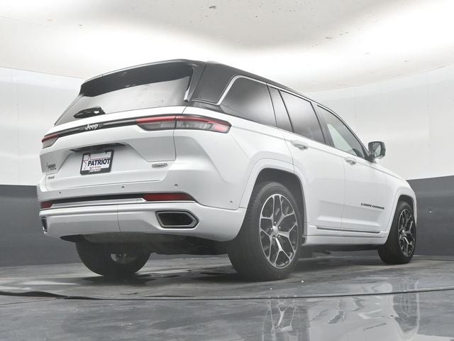 2022 Jeep Grand Cherokee Summit Reserve