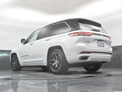 2022 Jeep Grand Cherokee Summit Reserve
