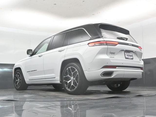 2022 Jeep Grand Cherokee Summit Reserve