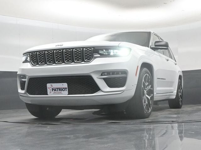 2022 Jeep Grand Cherokee Summit Reserve