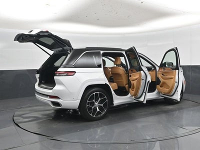 2022 Jeep Grand Cherokee Summit Reserve