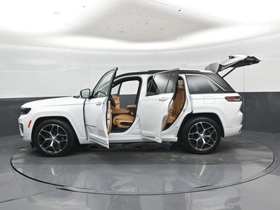 2022 Jeep Grand Cherokee Summit Reserve