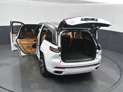 2022 Jeep Grand Cherokee Summit Reserve