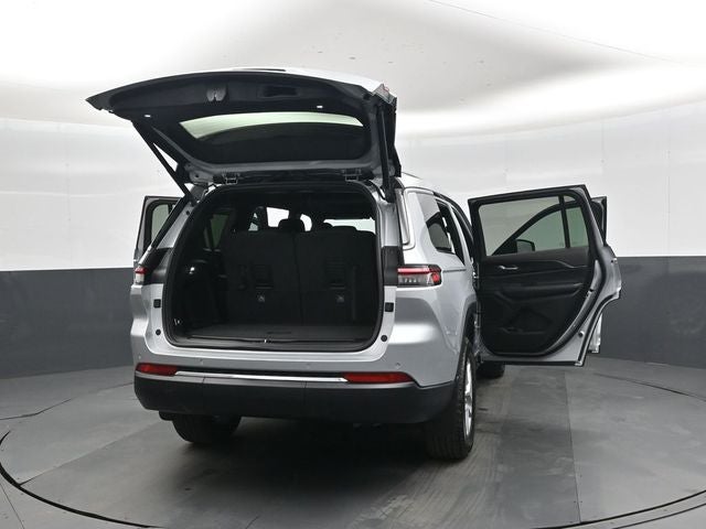 2026 Jeep Grand Cherokee L Laredo