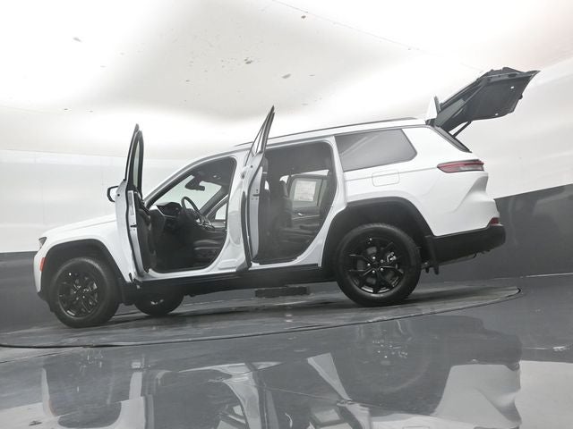 2026 Jeep Grand Cherokee L Laredo