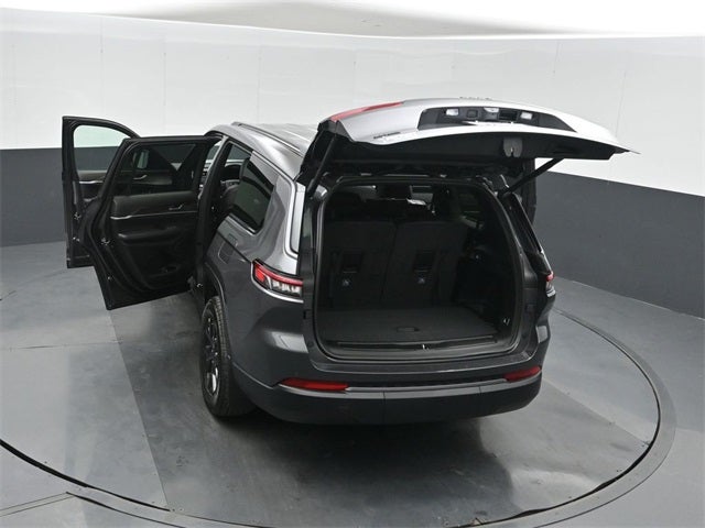 2026 Jeep Grand Cherokee L Laredo