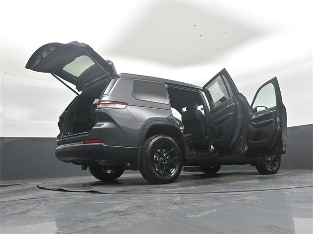 2026 Jeep Grand Cherokee L Laredo