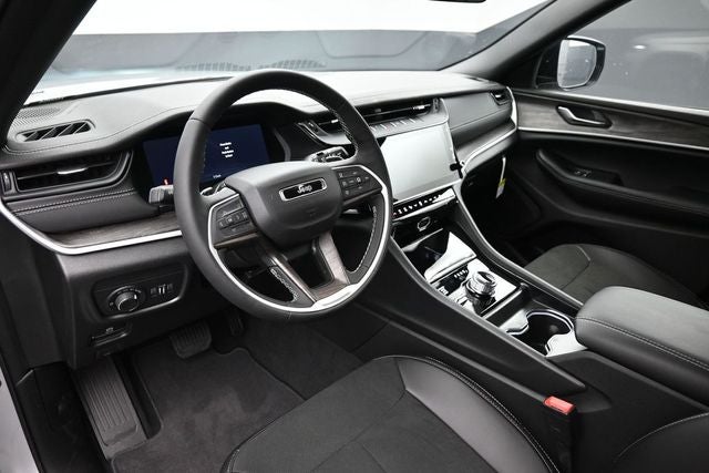 2026 Jeep Grand Cherokee L Altitude