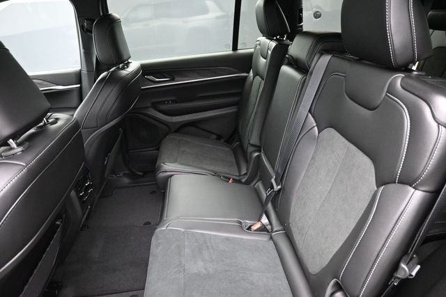 2026 Jeep Grand Cherokee L Altitude