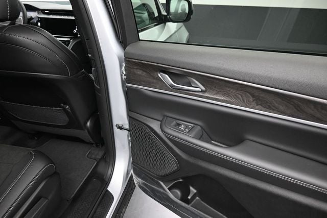 2026 Jeep Grand Cherokee L Altitude