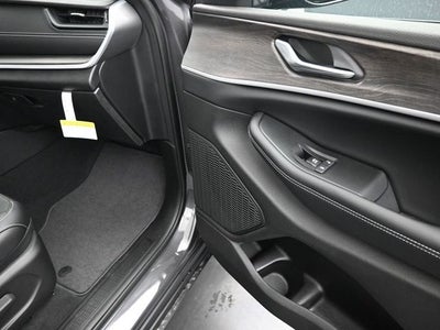 2026 Jeep Grand Cherokee L Laredo