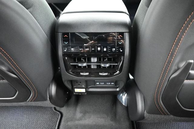 2026 Jeep Grand Cherokee L Summit