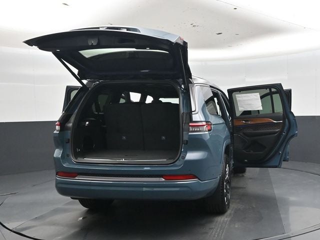 2026 Jeep Grand Cherokee L Summit