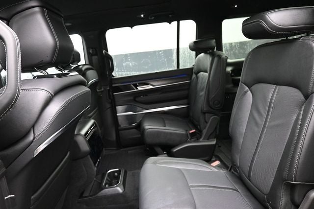 2026 Jeep Grand Wagoneer L Summit Obsidian