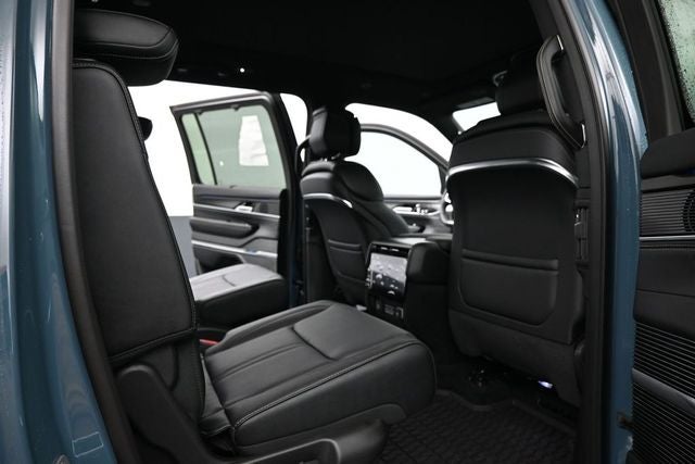 2026 Jeep Grand Wagoneer L Summit Obsidian