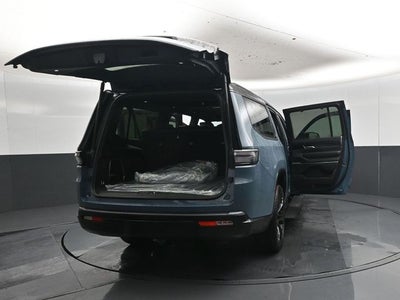 2026 Jeep Grand Wagoneer L Summit Obsidian