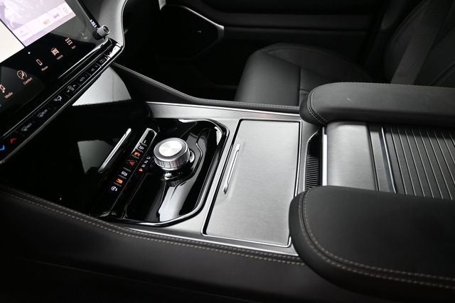 2026 Jeep Grand Wagoneer 4x2