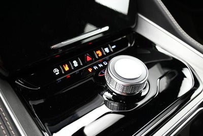 2026 Jeep Grand Wagoneer 4x2