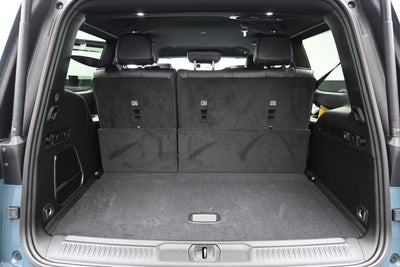 2026 Jeep Grand Wagoneer 4x2