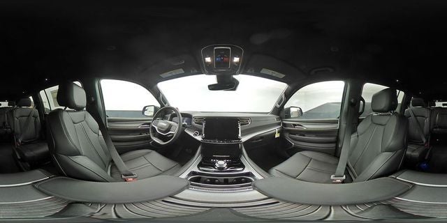 2026 Jeep Grand Wagoneer 4x2