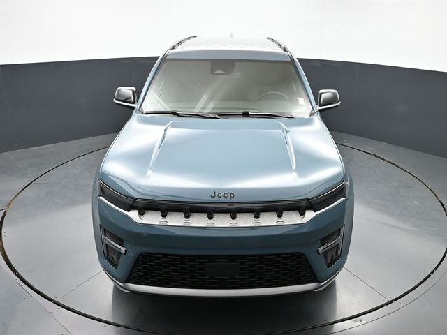 2026 Jeep Grand Wagoneer 4x2