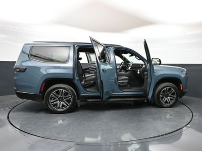2026 Jeep Grand Wagoneer 4x2