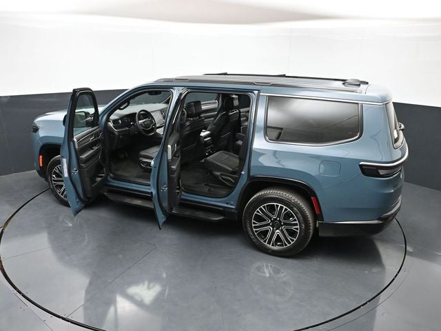 2026 Jeep Grand Wagoneer 4x2