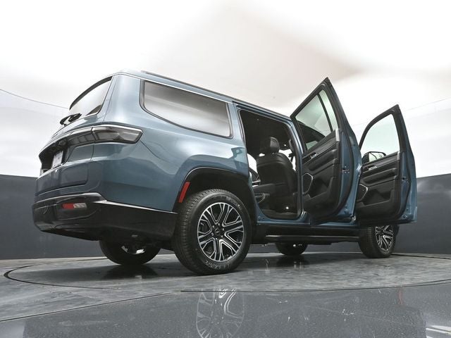 2026 Jeep Grand Wagoneer 4x2
