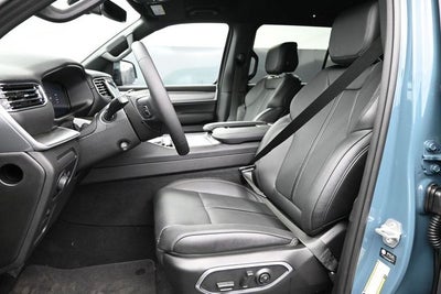 2026 Jeep Grand Wagoneer 4x2