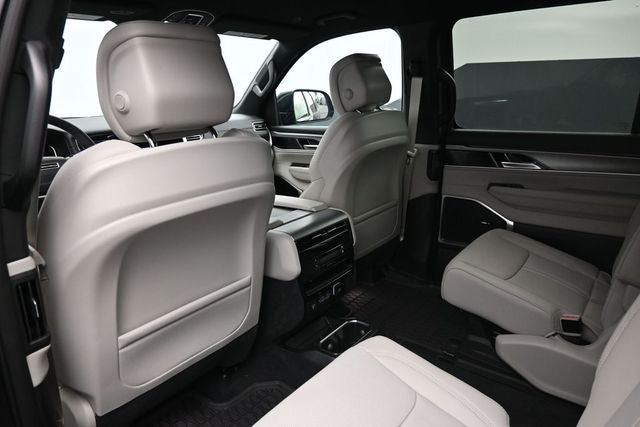 2026 Jeep Grand Wagoneer 4x4