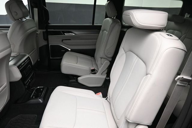 2026 Jeep Grand Wagoneer 4x4