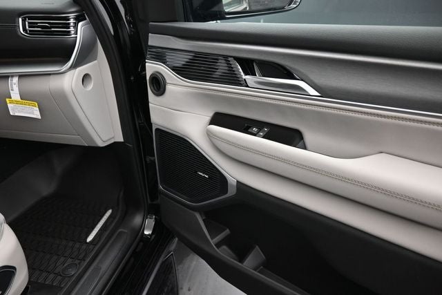 2026 Jeep Grand Wagoneer 4x4