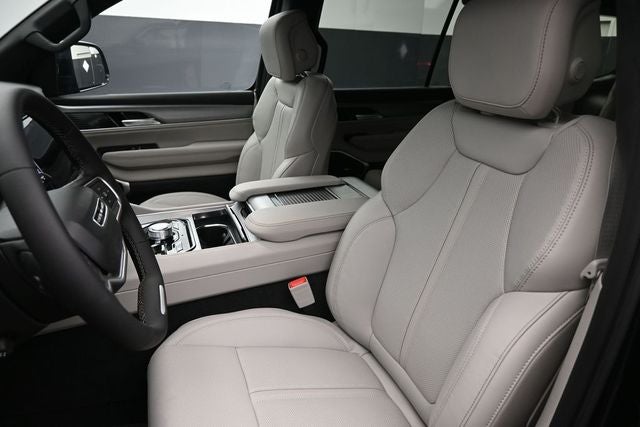 2026 Jeep Grand Wagoneer 4x4