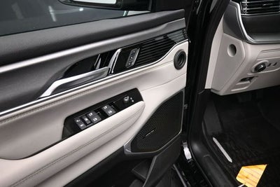 2026 Jeep Grand Wagoneer 4x4