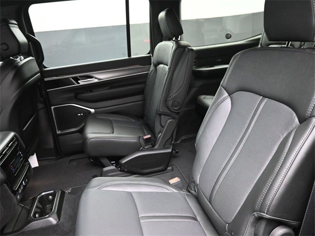 2026 Jeep Grand Wagoneer 4x4