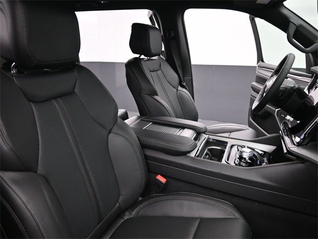 2026 Jeep Grand Wagoneer 4x4