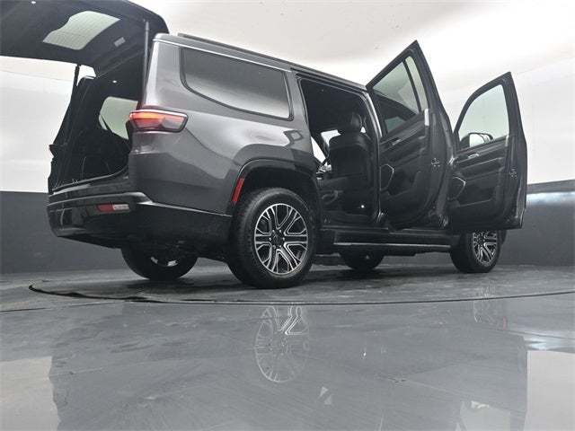 2026 Jeep Grand Wagoneer 4x4