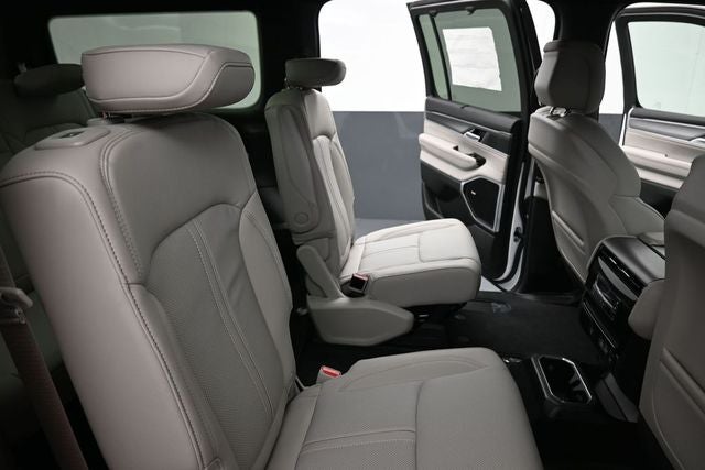 2026 Jeep Grand Wagoneer Limited Reserve