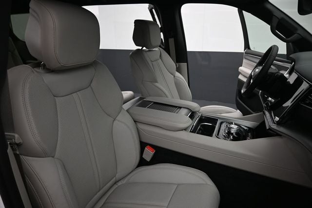 2026 Jeep Grand Wagoneer Limited Reserve