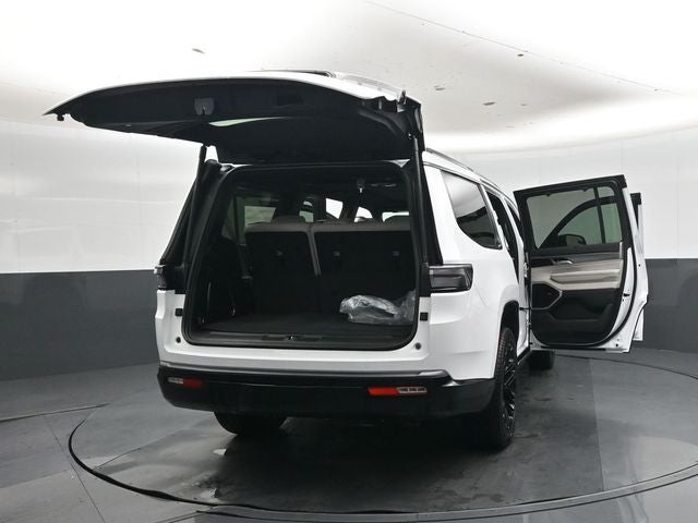 2026 Jeep Grand Wagoneer Limited Reserve