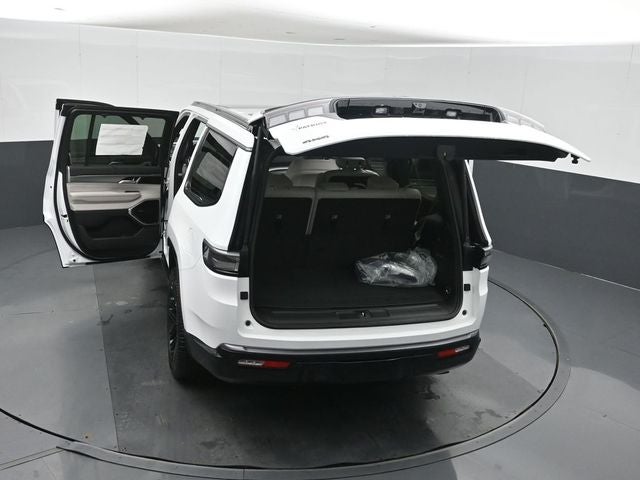 2026 Jeep Grand Wagoneer Limited Reserve