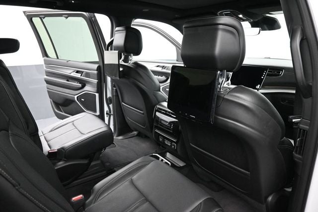 2025 Jeep Wagoneer Series III